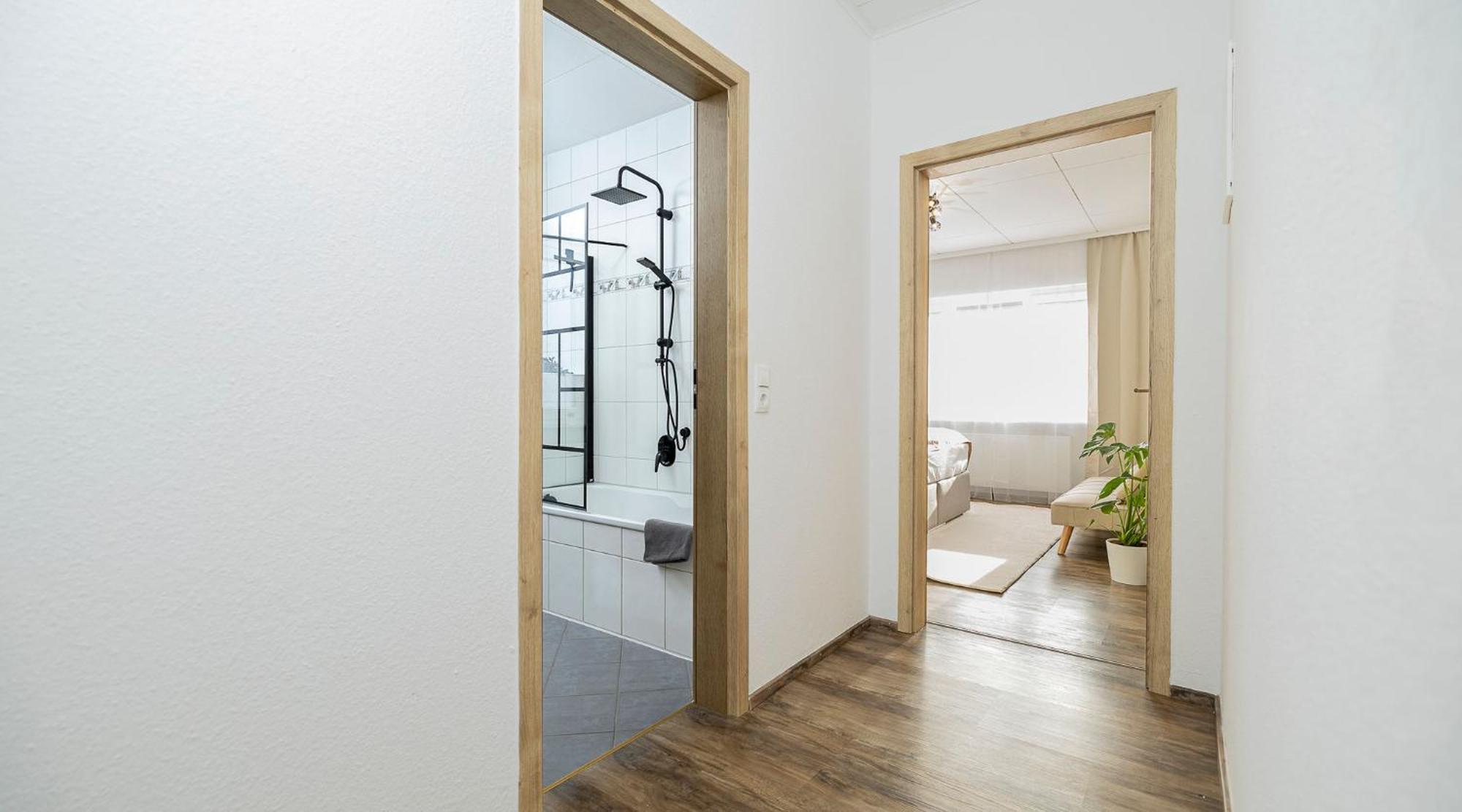 Luxx Mm, Airport- Fuer 7 Personen-parken-kueche Apartment *