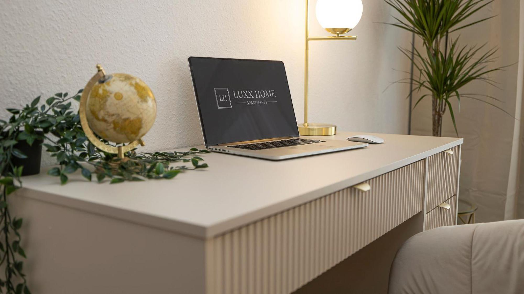 Luxx Mm, Airport- Fuer 7 Personen-parken-kueche Apartment